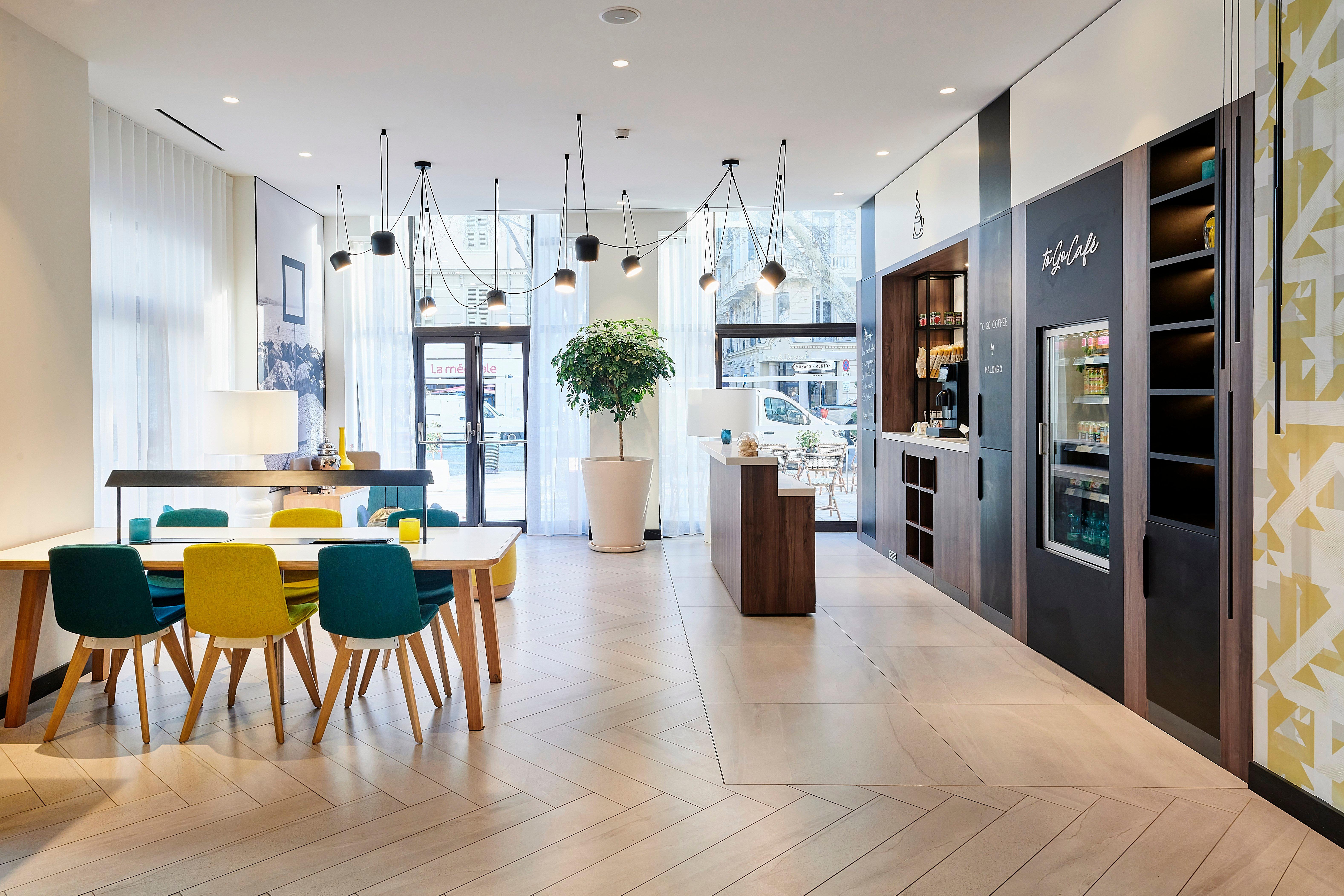 Holiday Inn Nice By Ihg Esterno foto