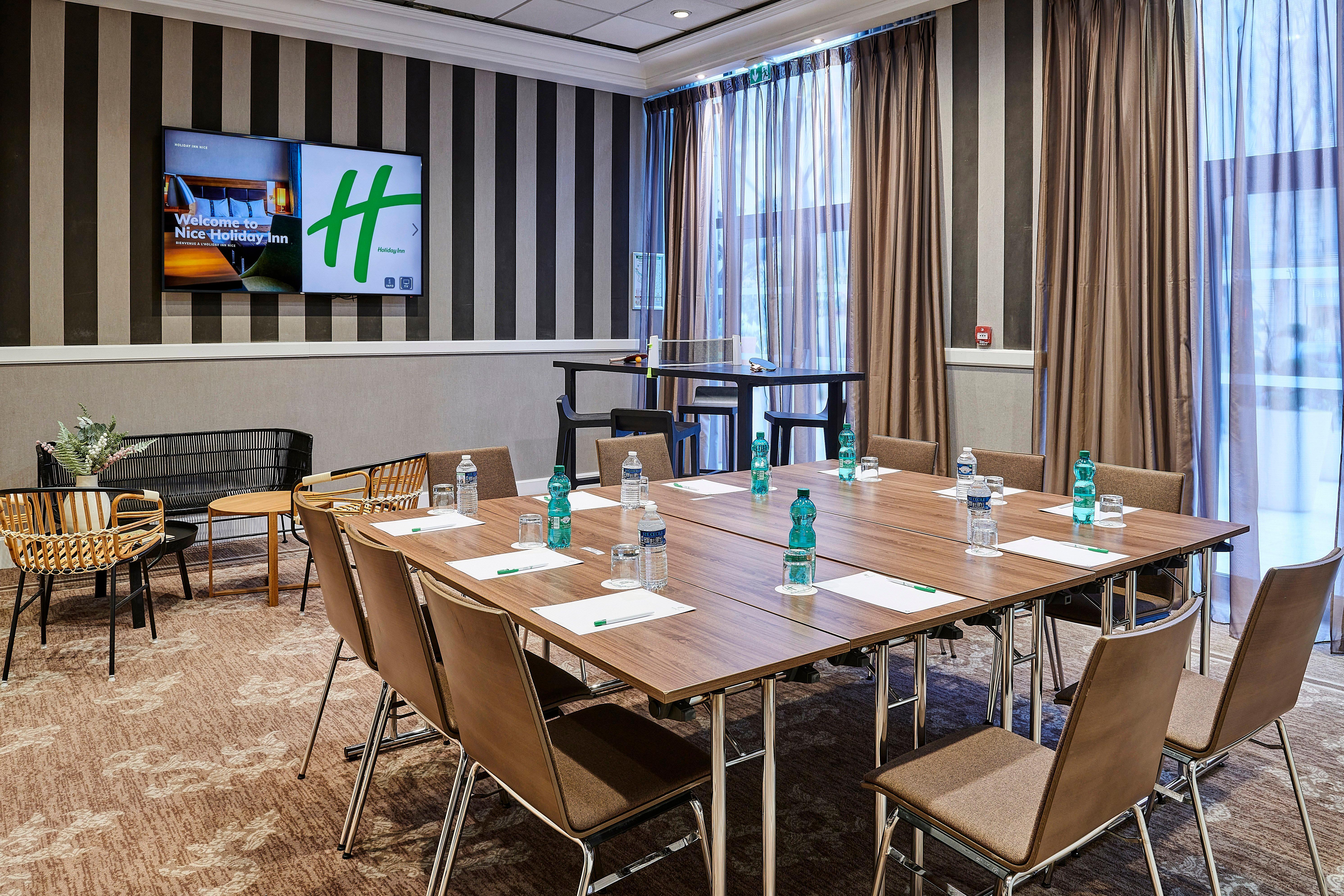 Holiday Inn Nice By Ihg Esterno foto